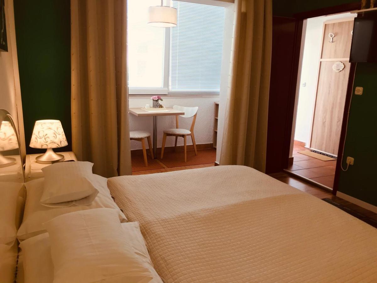 Apartments - Rooms Vesna Primošten Dış mekan fotoğraf