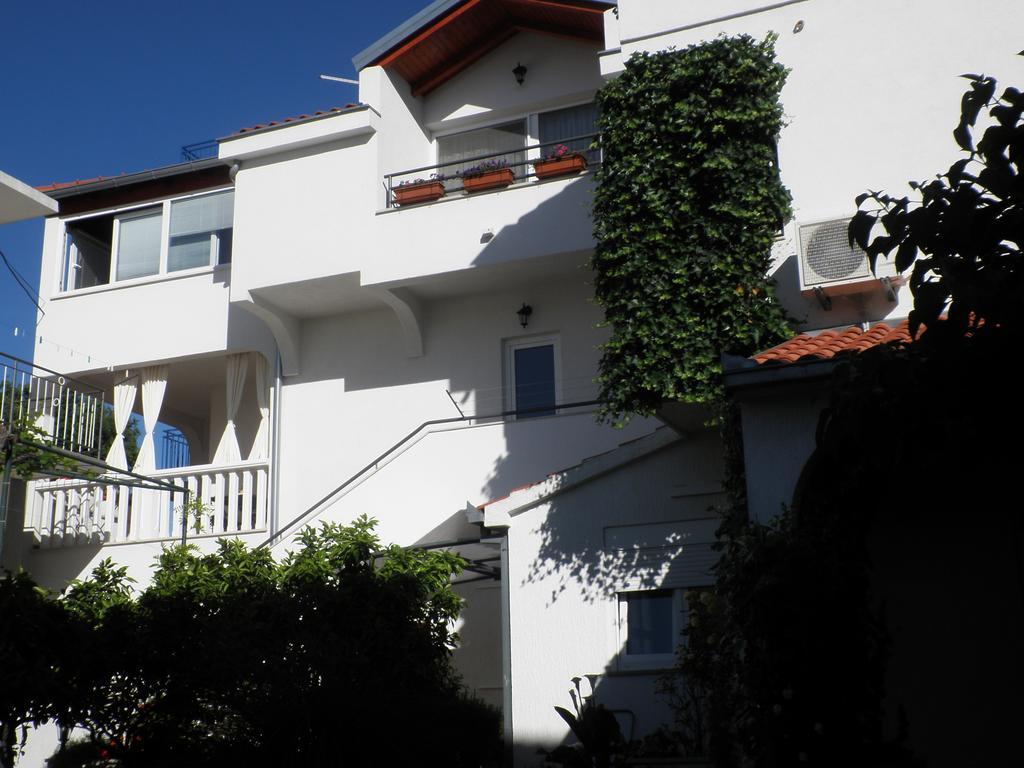 Apartments - Rooms Vesna Primošten Oda fotoğraf