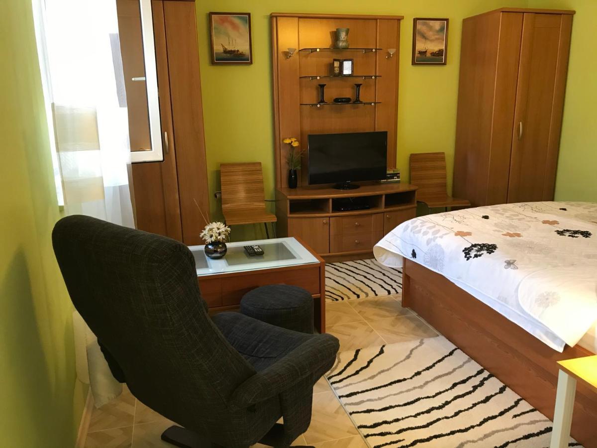 Apartments - Rooms Vesna Primošten Dış mekan fotoğraf